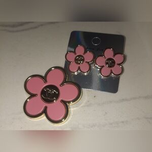 Me & My Big Ideas Pink Flower Pin and Stud Earring Set